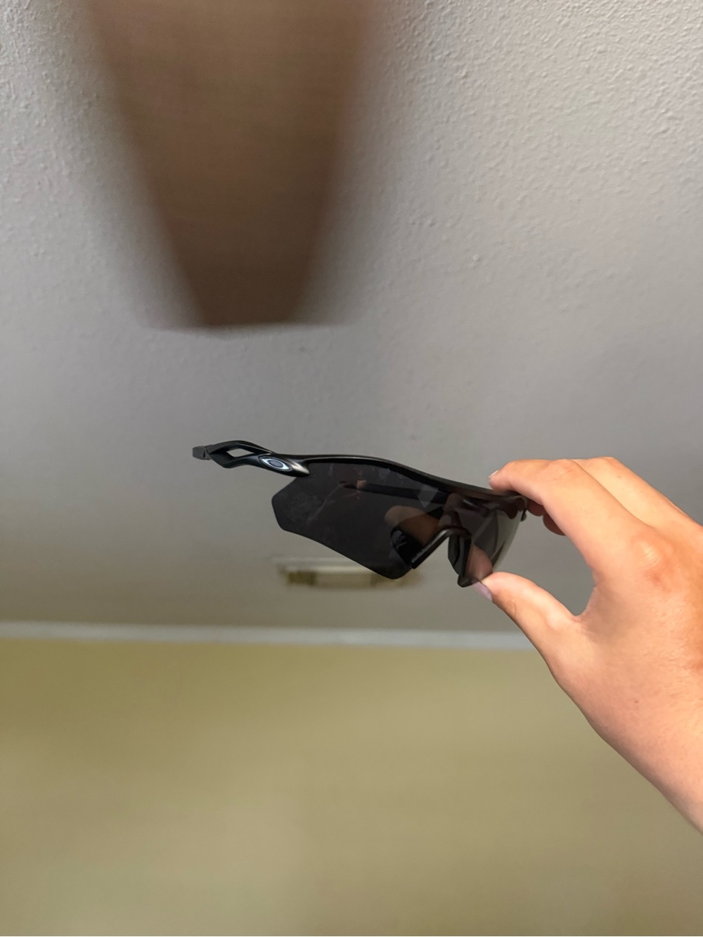 Sport Wraparound Men's Sunglasses - Black oaks o sunglasses